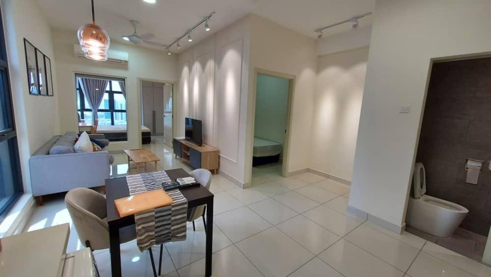 Arte Mont Kiara Host By Host Corner Suites Kuala Lumpur Kültér fotó